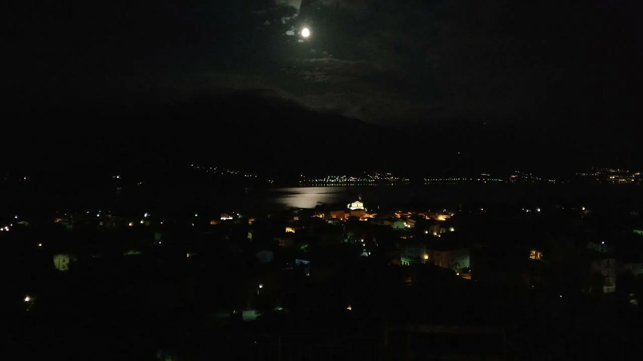 Apartment Ulivi On The Lake Dongo